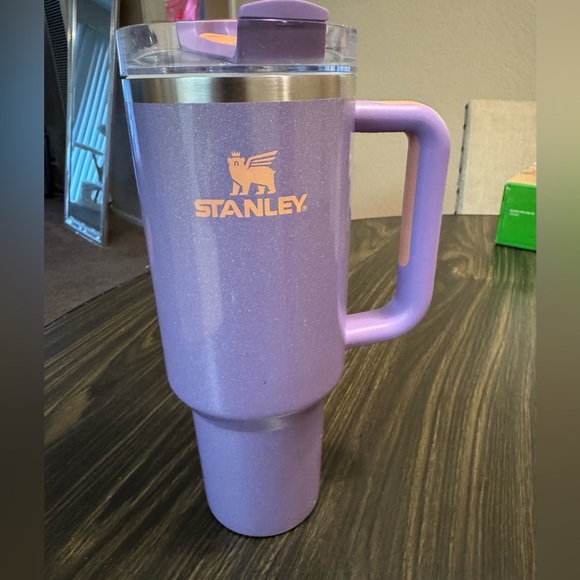 Stanley Quencher H2.0 Tumbler with Handle and Straw 40oz - Picture 7 of 11
